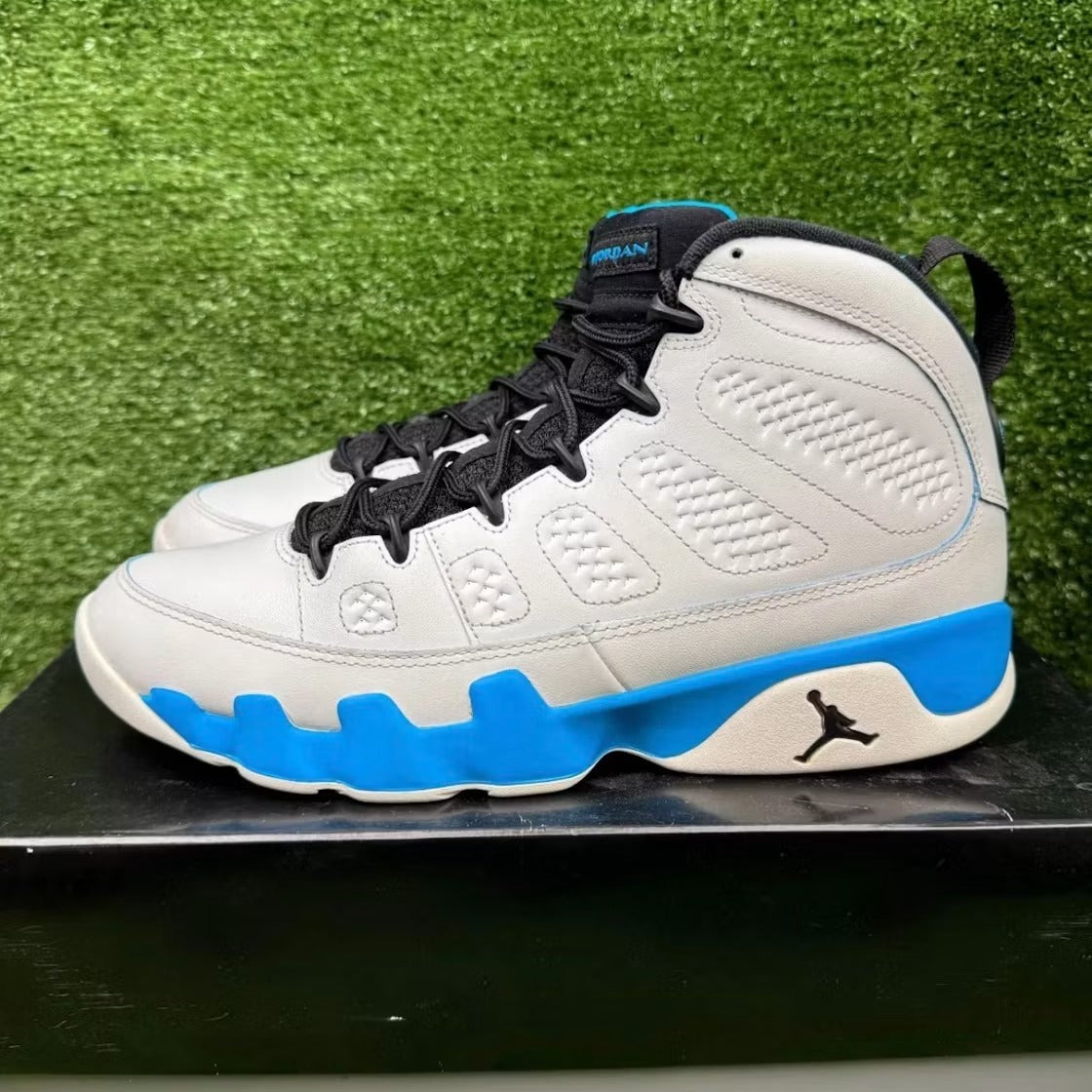 Used - Air Jordan 9 Retro Powder Blue (2024) - US M 10 - detail 3
