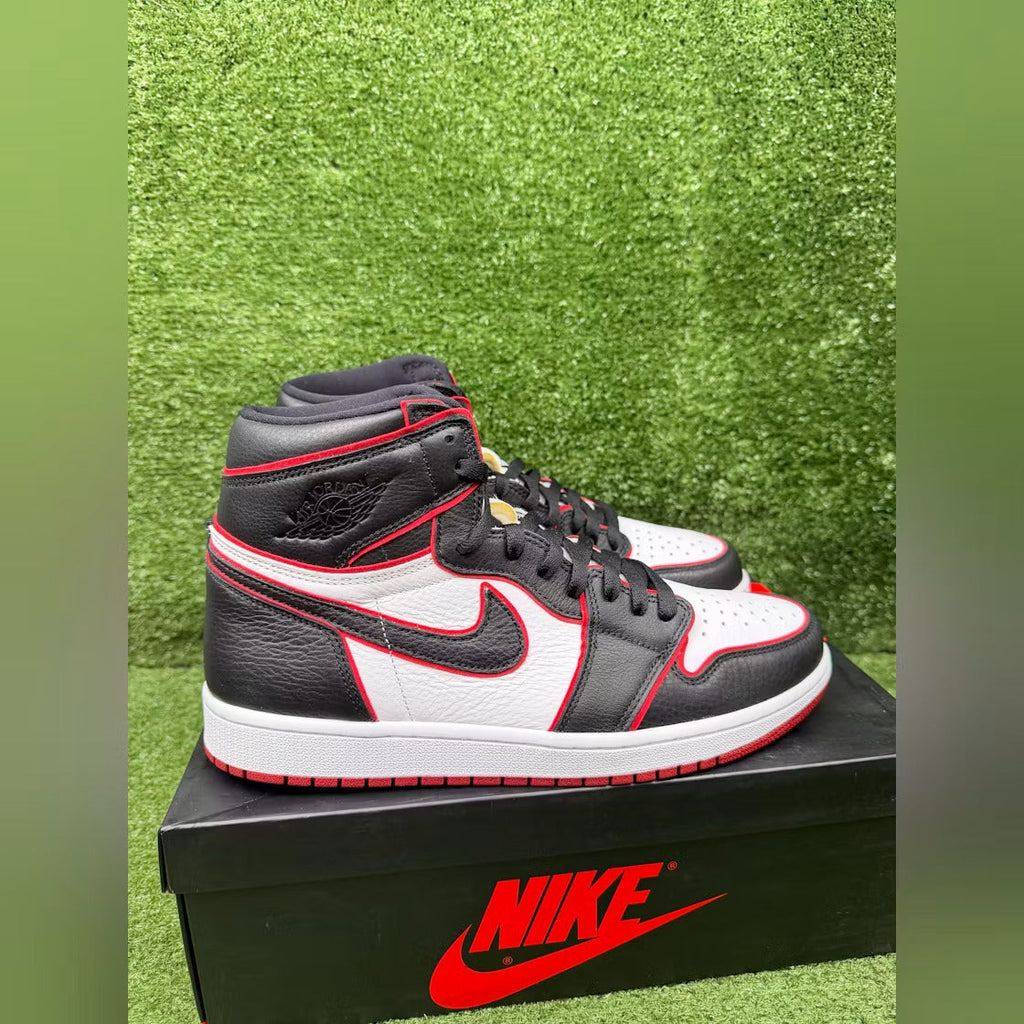 Used - Air Jordan 1 Retro High Bloodline - US M 11.5 - detail 3
