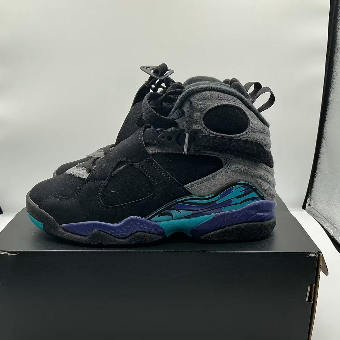 Used - Air Jordan 8 Retro Aqua (2025) (GS) - US 5.5Y - detail 2