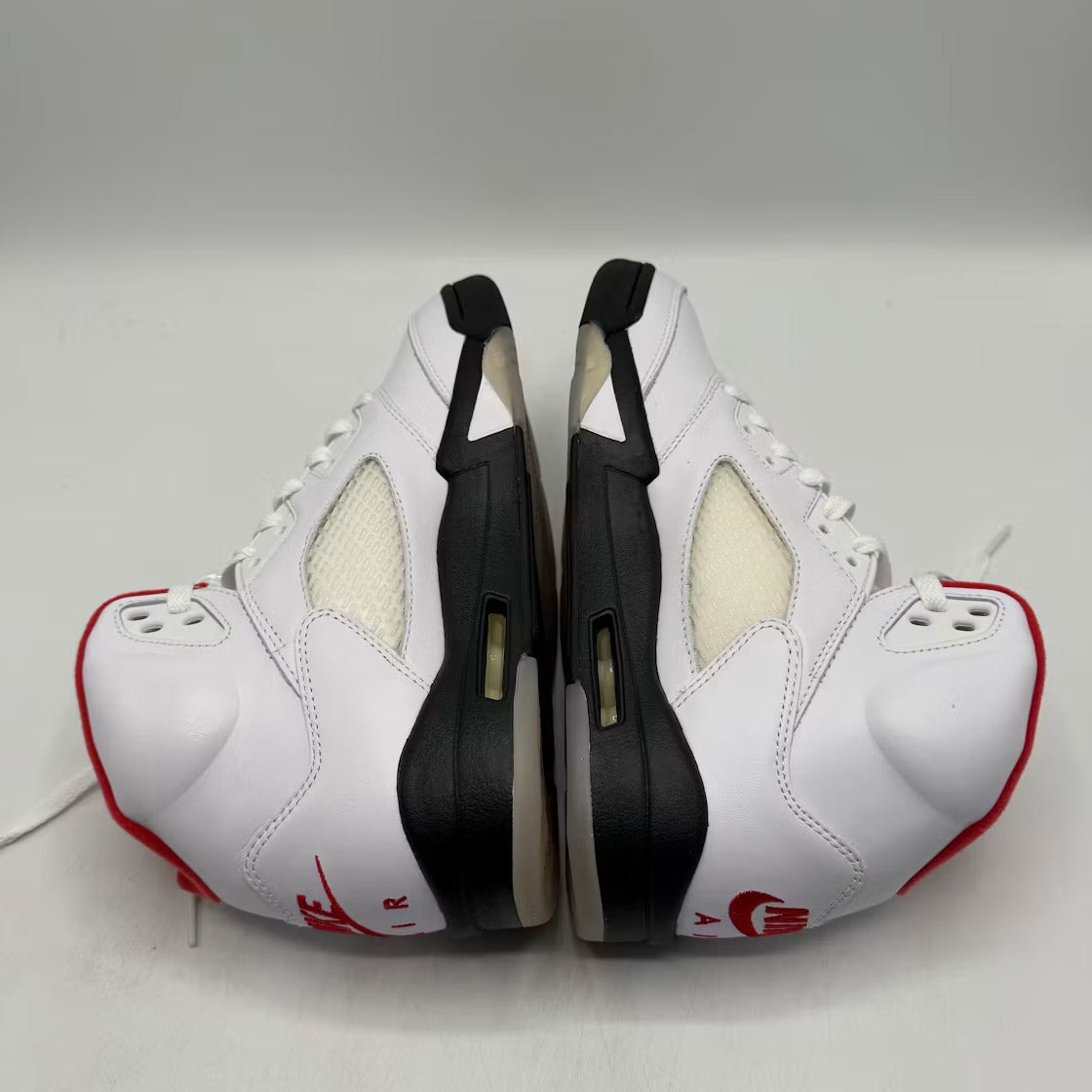 Used - Air Jordan 5 Retro Fire Red Silver Tongue (2020) - US M 8.5 - detail 2