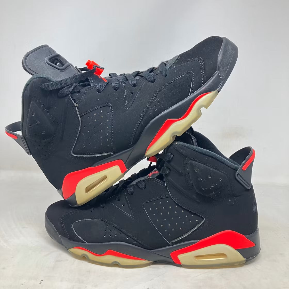 Used - Air Jordan 6 Retro Black Infrared (2019) - US M 12 - detail 2