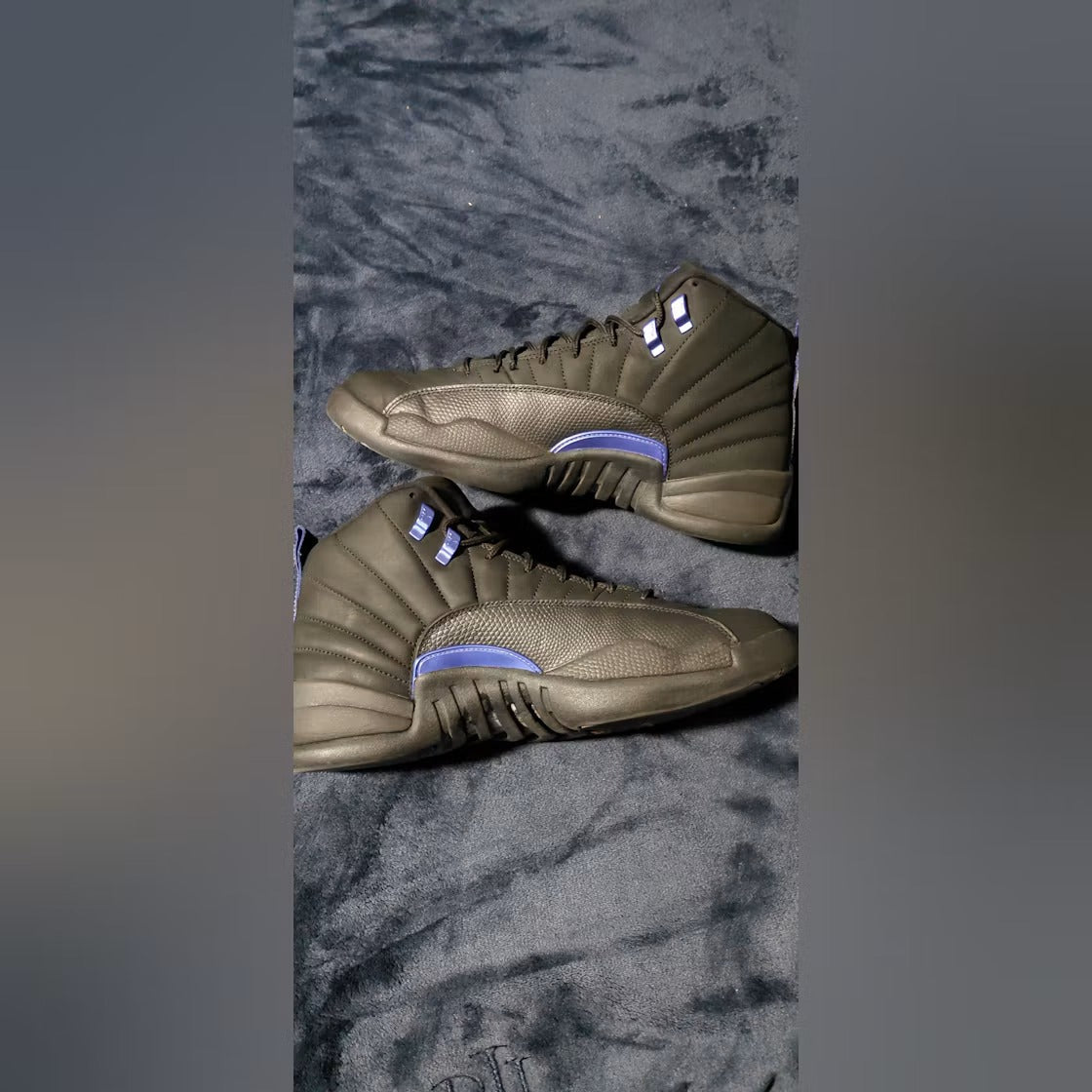 Used - Air Jordan 12 Retro Black Dark Concord - US M 11 - detail 3
