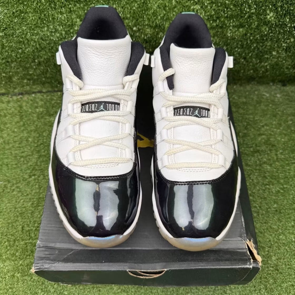 Used - Air Jordan 11 Retro Low Iridescent - US M 10.5 - detail 2