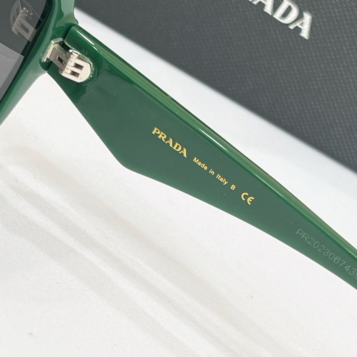 Prada SPR28Z Sunglasses